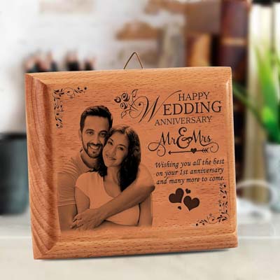 Custom Engraved Wood Made Photo Frame with Music