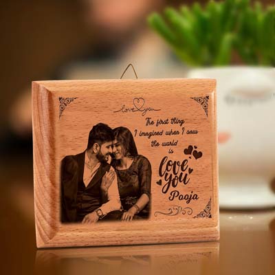 Customized Wooden Engraved Photo Frame Gifts for Valentine's Day